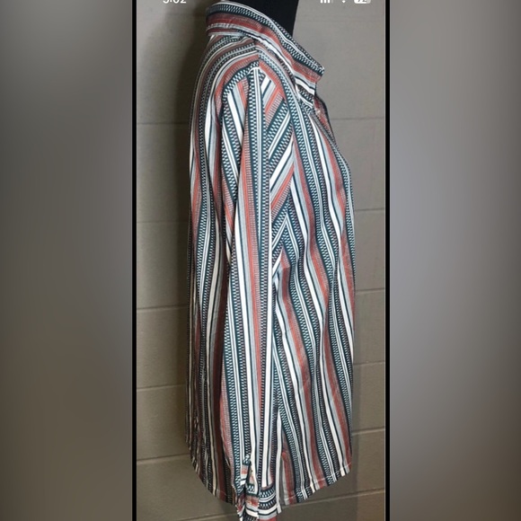 Vintage button up shirt - Picture 2 of 5